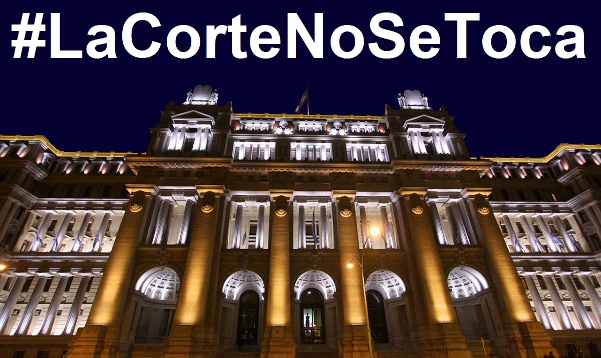 GRACEMAGA6's tweet image. 📌Está cuenta apoya las instituciones y la República
Por lo tanto Apoyo a la Corte❗
✔#LaCorteNosSeToca ❗
Propongo que todos pongamos en nuestro muro y fijemos el Hashtag #LaCorteNosSeToca
#RT