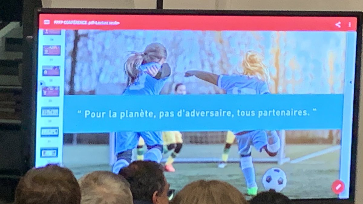 the30man's tweet photo. 🎙️ Conférence sur « la transition écologique dans le #sport » par @JulienPierre4 organisée par l’office municipale des sports d’@Angers

💡Notre rôle à tous de s’emparer de ses enjeux, d’embarquer et sensibiliser nos clubs et nos jeunes #education https://t.co/zhnoLzSl6r