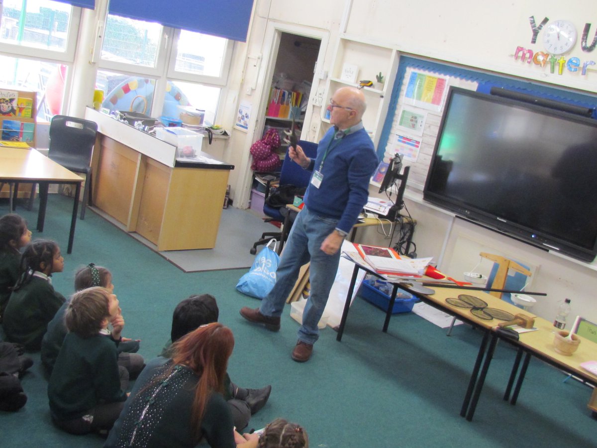 rhpkingston's tweet photo. As part of their topic #wriggleandcrawl Year 2 met Barry the local beekeeper. The pupils modelled theirselves on various roles bees have in the hive. #EnrichedExperiences #wriggleandcrawl #beekeeping https://t.co/f9OAeGcC1W