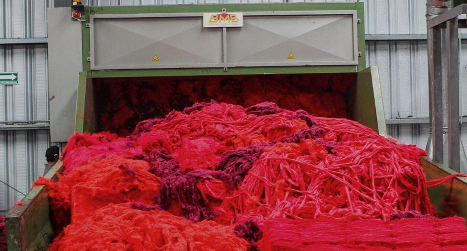 THE ACP RECYCLER DIRECTORY IS OUT ♻️ To further our mission to catalyze new supply chains &amp; business models to turn spent textiles into mainstream raw materials, we released a directory of recyclers to connect them and the rest of the textile value chain.

hometextilestoday.com/manufacturing/…