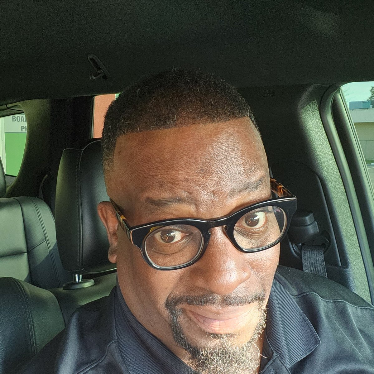 Rodzcomic's tweet image. Fresh Cut....whatever is left I gotta stay fresh. 😆