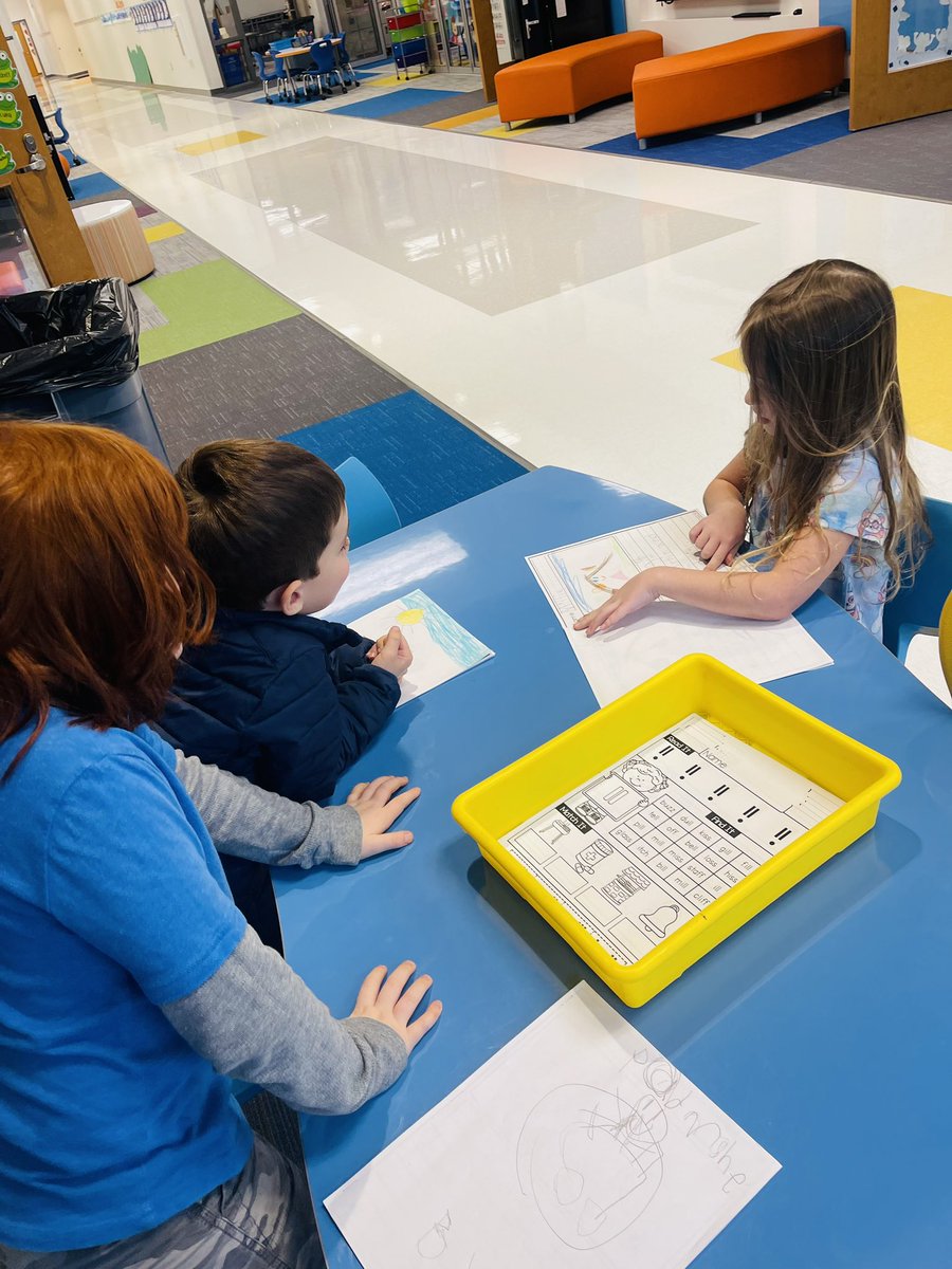 After reading the Most Magnificent Thing, we made our own magnificent things and did some narrative writing to match our experiences. Always so proud of these creative Kinder Frogs, they never cease to amaze me 💚