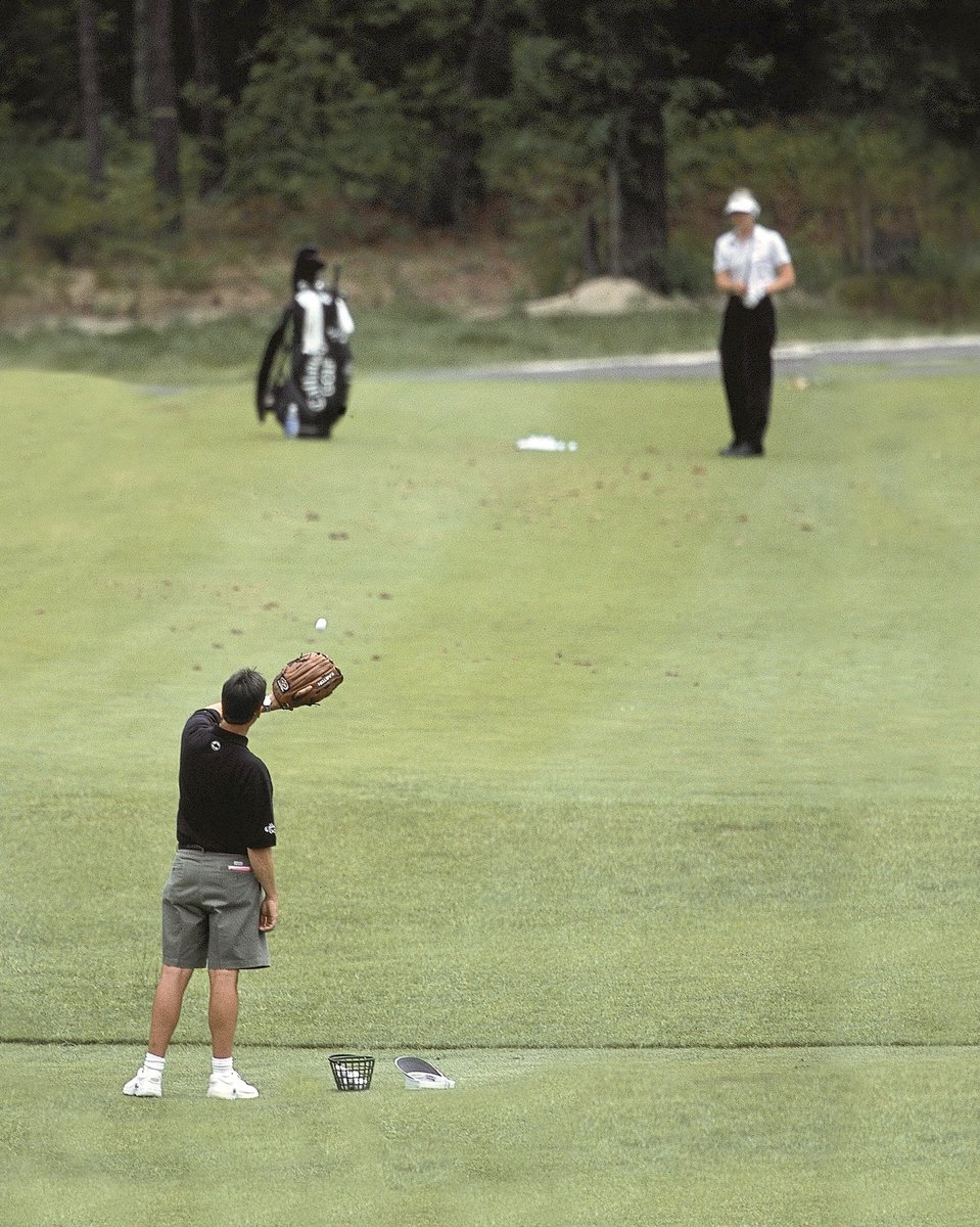 How filthy is <a href="/ANNIKA59/">Annika Sorenstam</a>’s short game?

Exhibit A: 👀