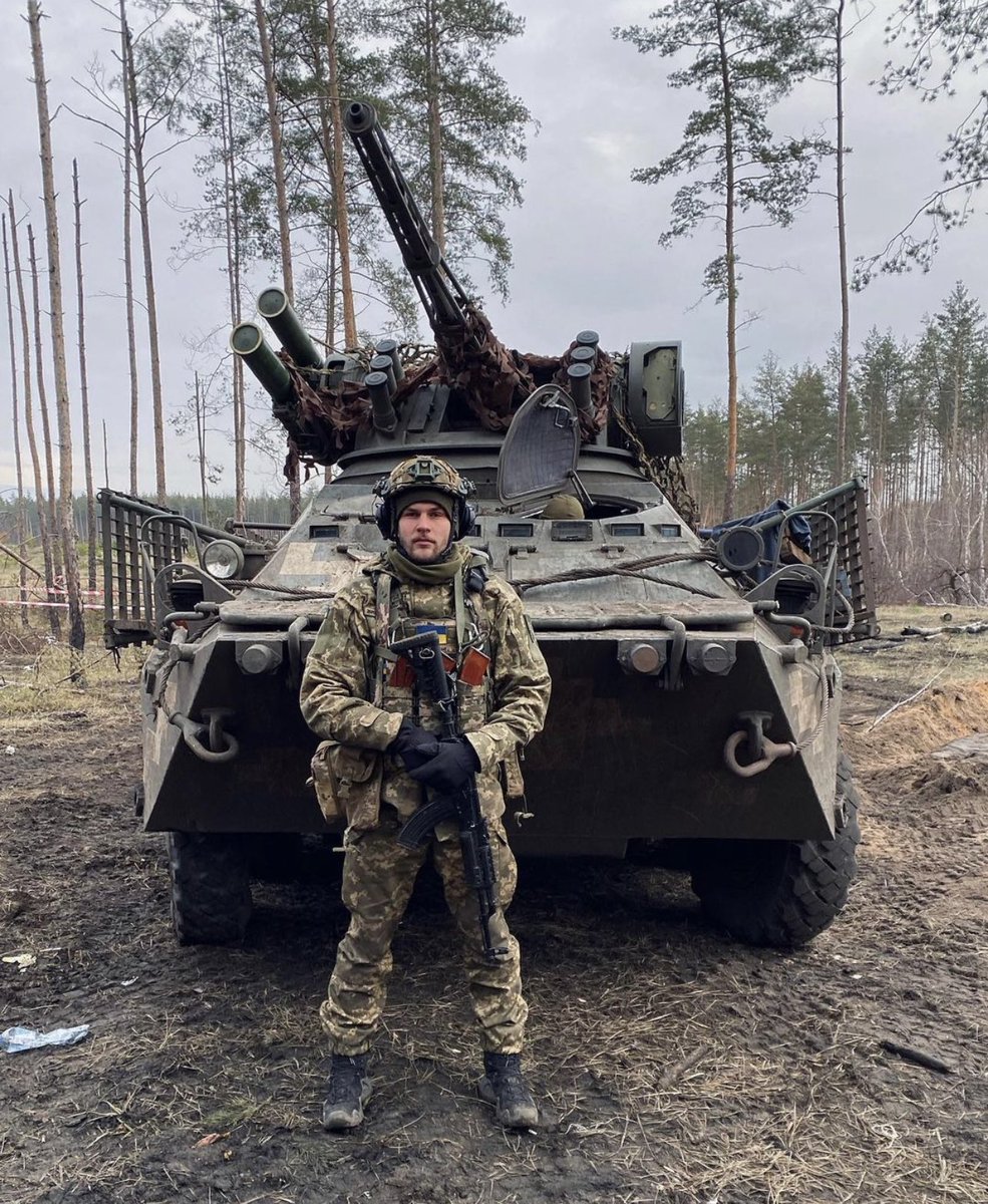 NelsonCarterJr's tweet photo. Le champion d’Ukraine U20 du décathlon 2019, Volodymyr Androshchuk 🇺🇦 a été tué. 

Le jeune homme a perdu la vie en défendant son pays dans le conflit entre la Russie et l’Ukraine https://t.co/FnPpcpYPsZ