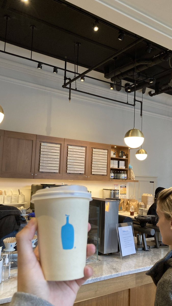 devanxnguyen's tweet photo. @Lillie__Sun Your first news letter is so cool !!! Love the list layout and Blue Bottle in NYC has the best cafe vibes fo sho ✨☕️ https://t.co/SgeIYCXddS