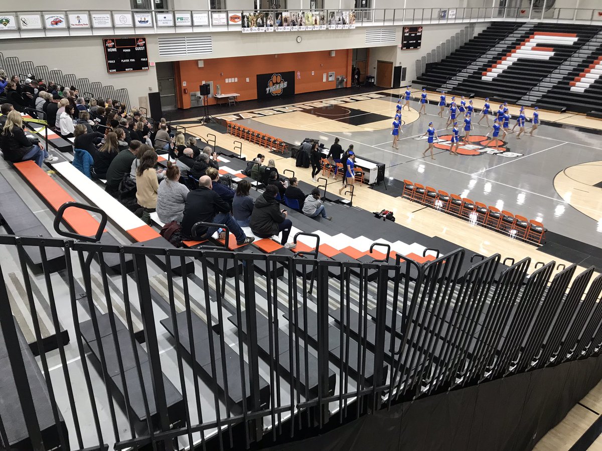 tigerfarmington's tweet photo. Farmington Dance Team mini meet is underway! Good luck, @FarmingtonDT! #WeAre192 https://t.co/TqfPTjiGQF