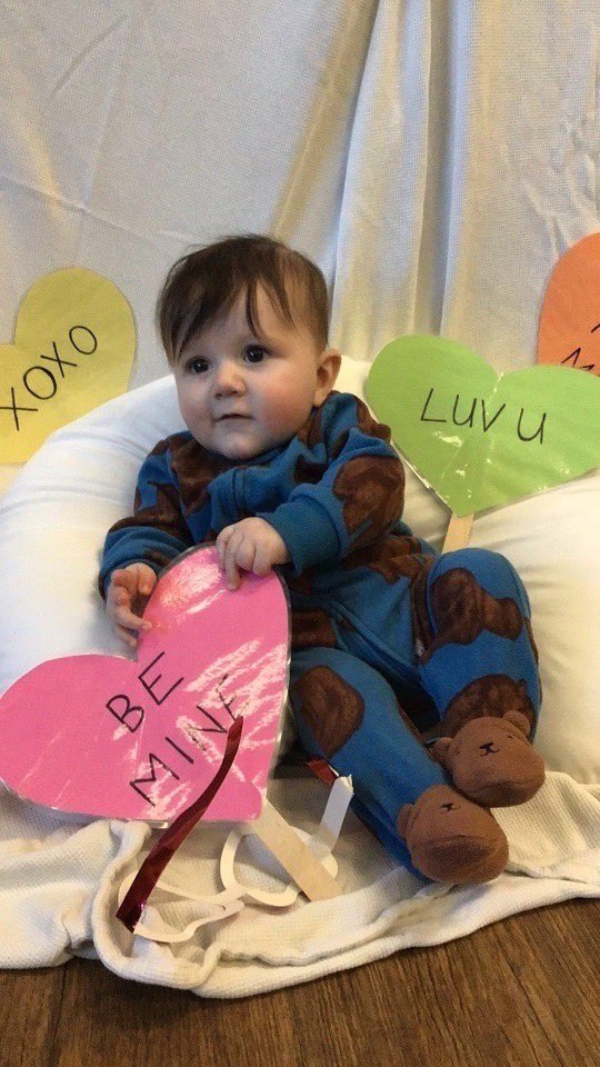 morganannwendt's tweet photo. yall LOOK AT HIMMMMM https://t.co/DBdnb0zBOJ