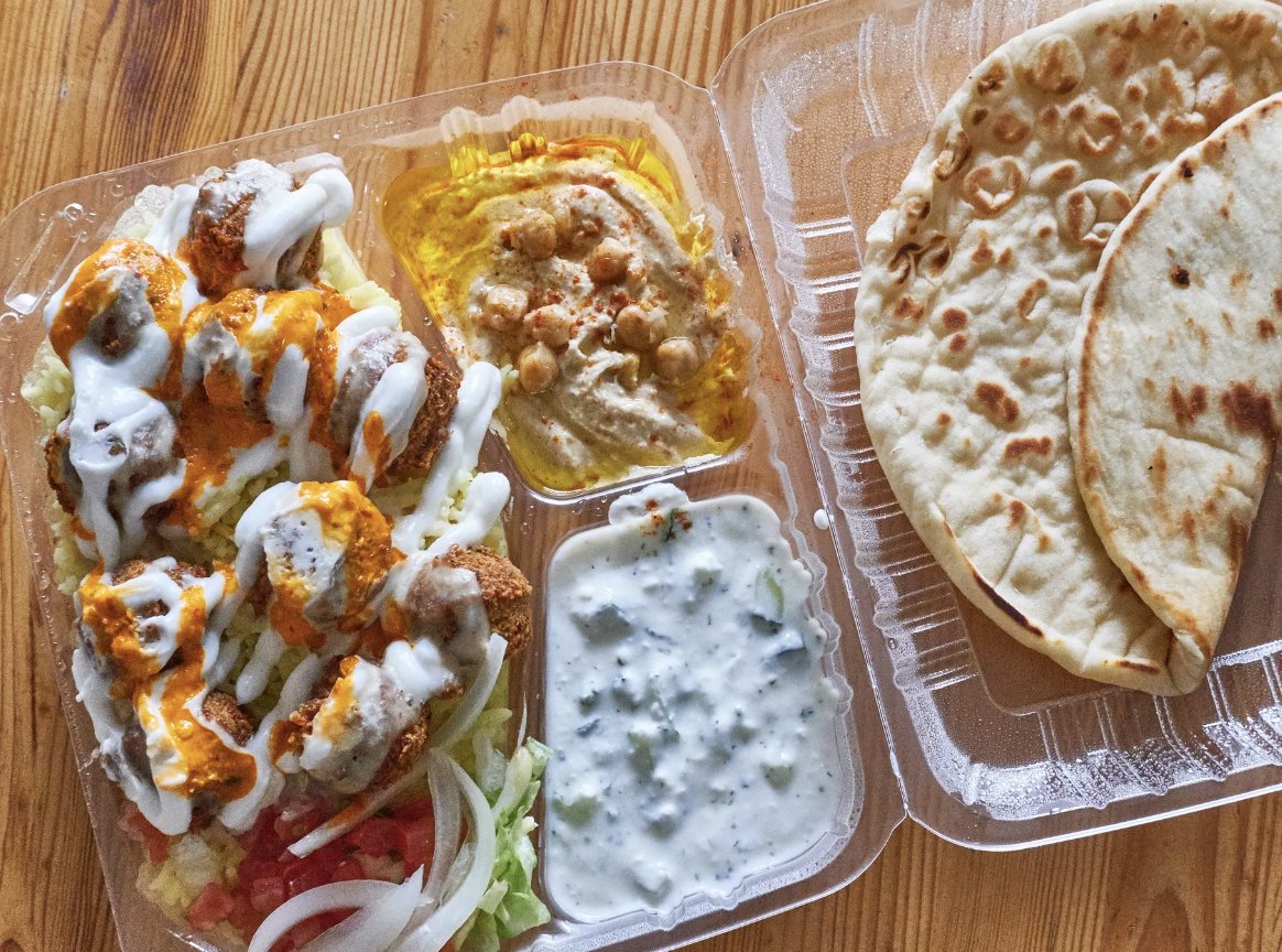 eaterpdx's tweet image. Where to drink and dine in historic Montavilla pdx.eater.com/maps/montavill…