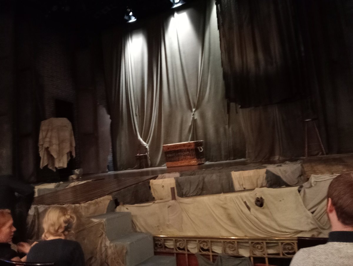Loopy_1980's tweet photo. First theatre trip of 2023! 'The Woman in Black' at the Fortune Theatre 26th Jan #1 https://t.co/itdWnnsxeX