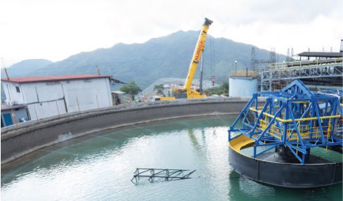 🟢| Platiquemos sobre el agua y la #minería #responsable. ⚒📢

👉🏻 Cada operación minera cuenta con una concesión o permiso emitido por la autoridad competente (Comisión Nacional del Agua) para el aprovechamiento del agua.💧