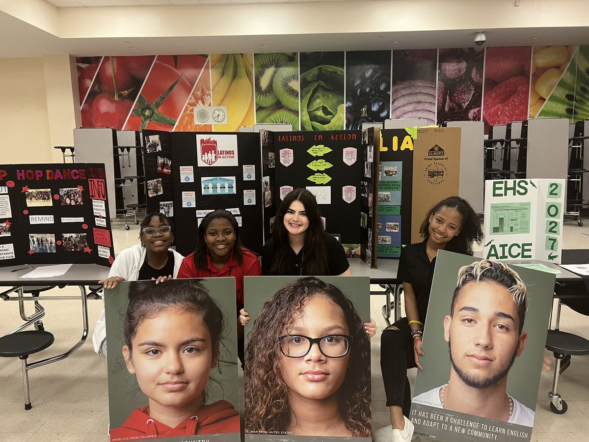 CURRICULUM NIGHT! Promoting our wonderful program to the incoming class of 2027!❤️🐊 <a href="/latinosinacti0n/">Latinos In Action</a> <a href="/Je7yruso/">Jose Enriquez</a> #curriculumnight #incomingclassof2027
#stand4more #bethechange #trustinme #sisepuede #latinosinaction