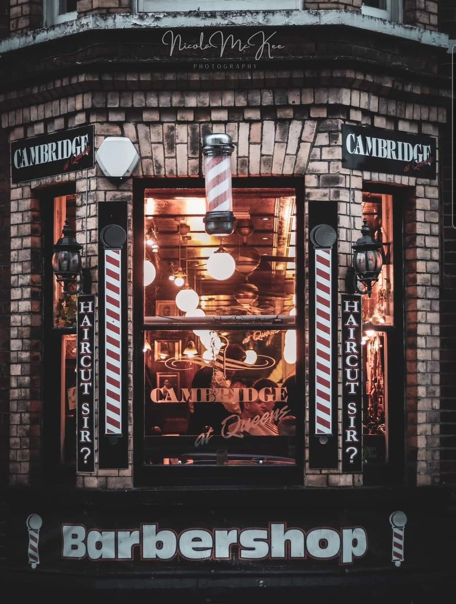 cambridgebarber's tweet photo. In for a penny, in for a pound. 
Well £20 really.
Great to be back for #BelfastHour great to see a few regulars. 
Retweet for your chance to grab one of our new design gift vouchers.
 
Also #FamilyMediation for they're giveaway too. 

📷 @nicmckeephoto https://t.co/SwUxgkfELa