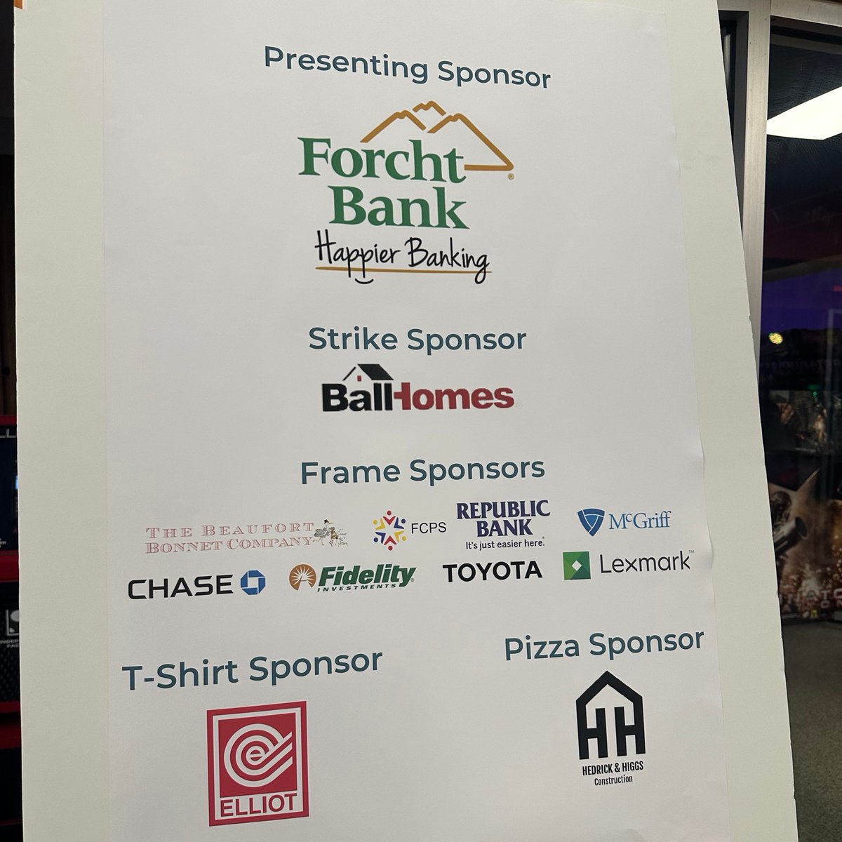 lexmark's tweet photo. #Lexmark was a proud sponsor of the @JABluegrass Bowl-A-Thon on January 13. 🎳 

The team played exceptionally well and was represented by Lexmark's diversity network group, Linked.  

#JABluegrass #JAB #JuniorAchievement #Bowling https://t.co/dY2acTybiA