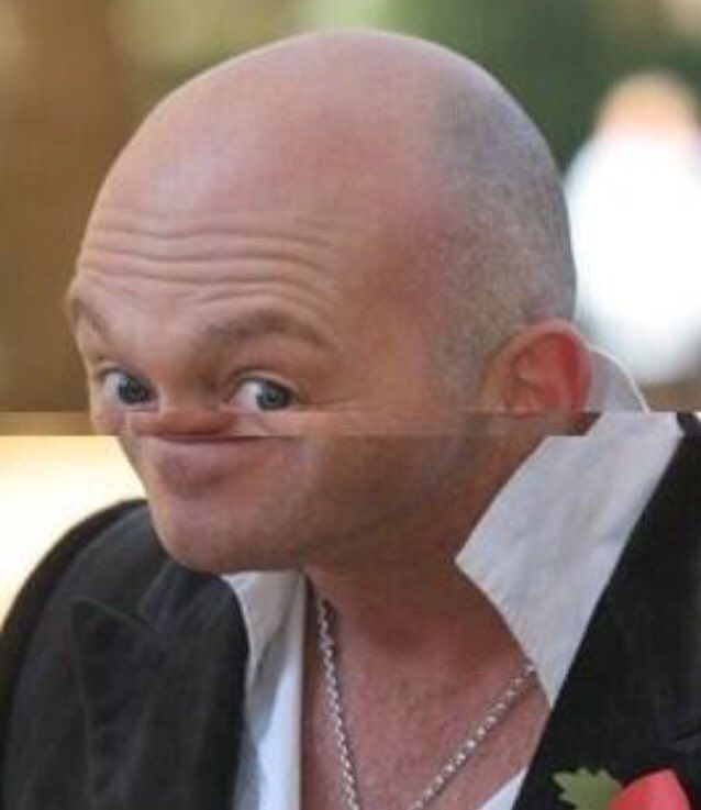 RossKemp_Folded's tweet photo. @yorkbhoy @caitlinmoran Of course. Sleep tight! https://t.co/5RBvKSnuYR