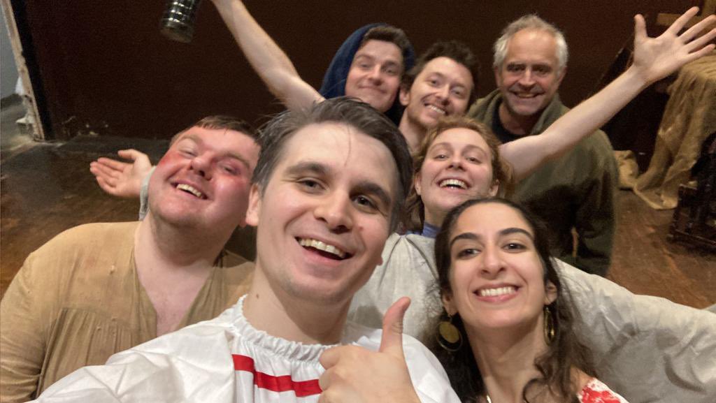 We did it!!! Night 1 ✅ DONE

Well done team for a job well done. Not easy to do in one singular live take. Same again tomorrow!

Book your virtual ticket for Friday / Saturday here: space.org.uk/event/notre-da…