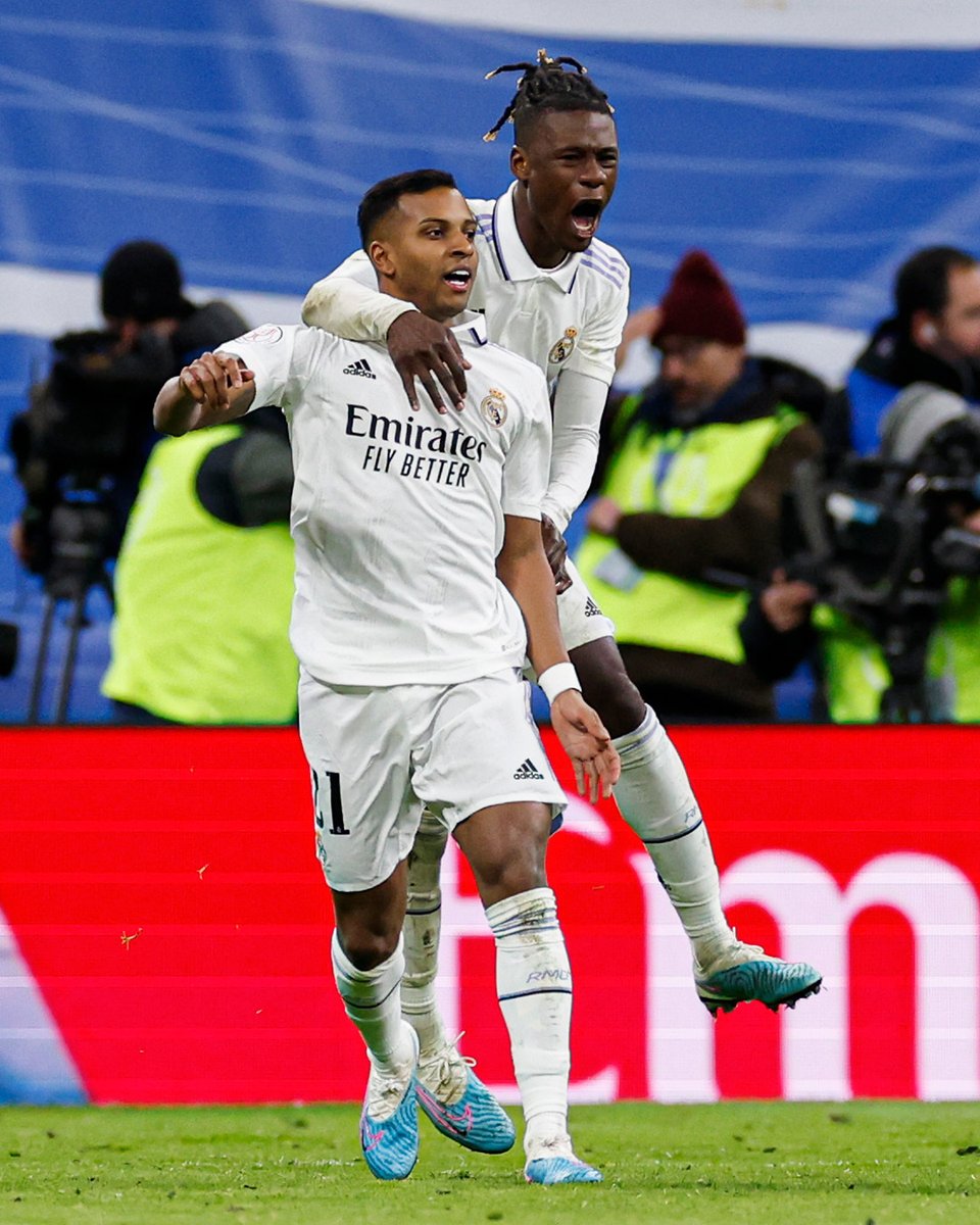 realmadridarab's tweet photo. 😍😍😍😍 https://t.co/lwLnS36vOZ