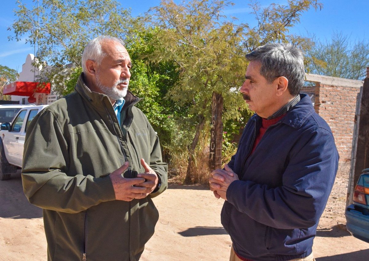 Un gran gusto encontrarme y cambiar impresiones con el maestro Manuel Fernando Aguirre, a fin de seguir construyendo acuerdos para la transformación de nuestro querido Sonora

#CompromisosFirmes
#TierradeOportunidades
