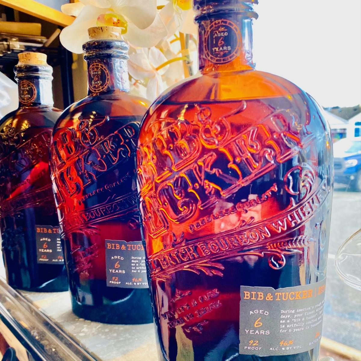 Chase away the winter gloom with the deliciously smooth Bib & Tucker Small Batch Bourbon #bibandtucker #smallbatchbourbon #warmwinternights #easthampton #thehamptons