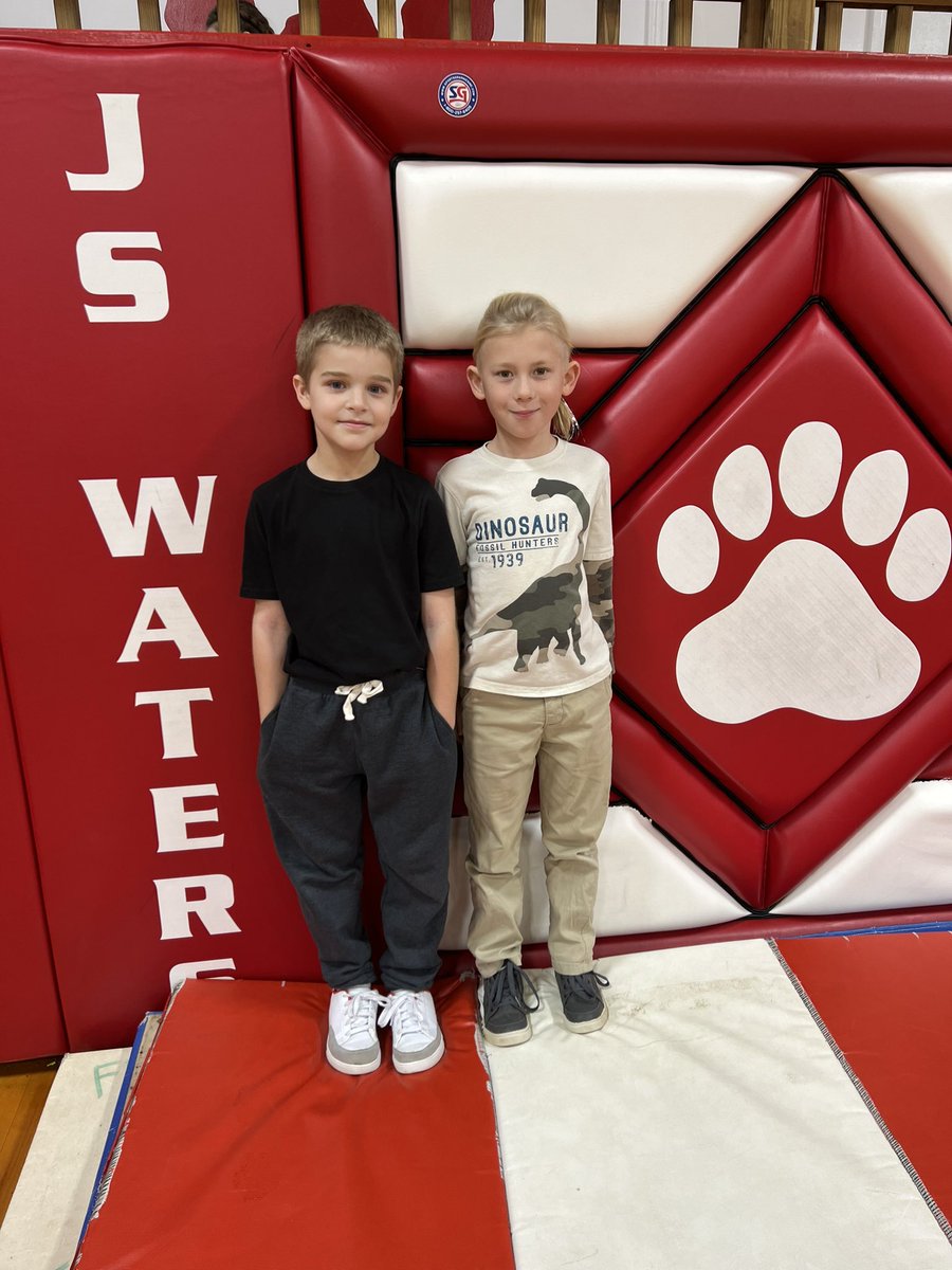 We had some awesome cheerleaders, tumblers, and fans today at our school pep rally! Go Cubs! 🐻🐾