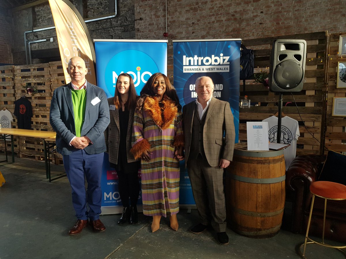 IntrobizW's tweet image. Fantastic event today hosted by Charlotte Clark of Pembrokeshire Gin Co also keynote Speaker with Tom Sawyer CEO of @mh_port with @VisitPembs and Nicola Merriman. #networking #connections