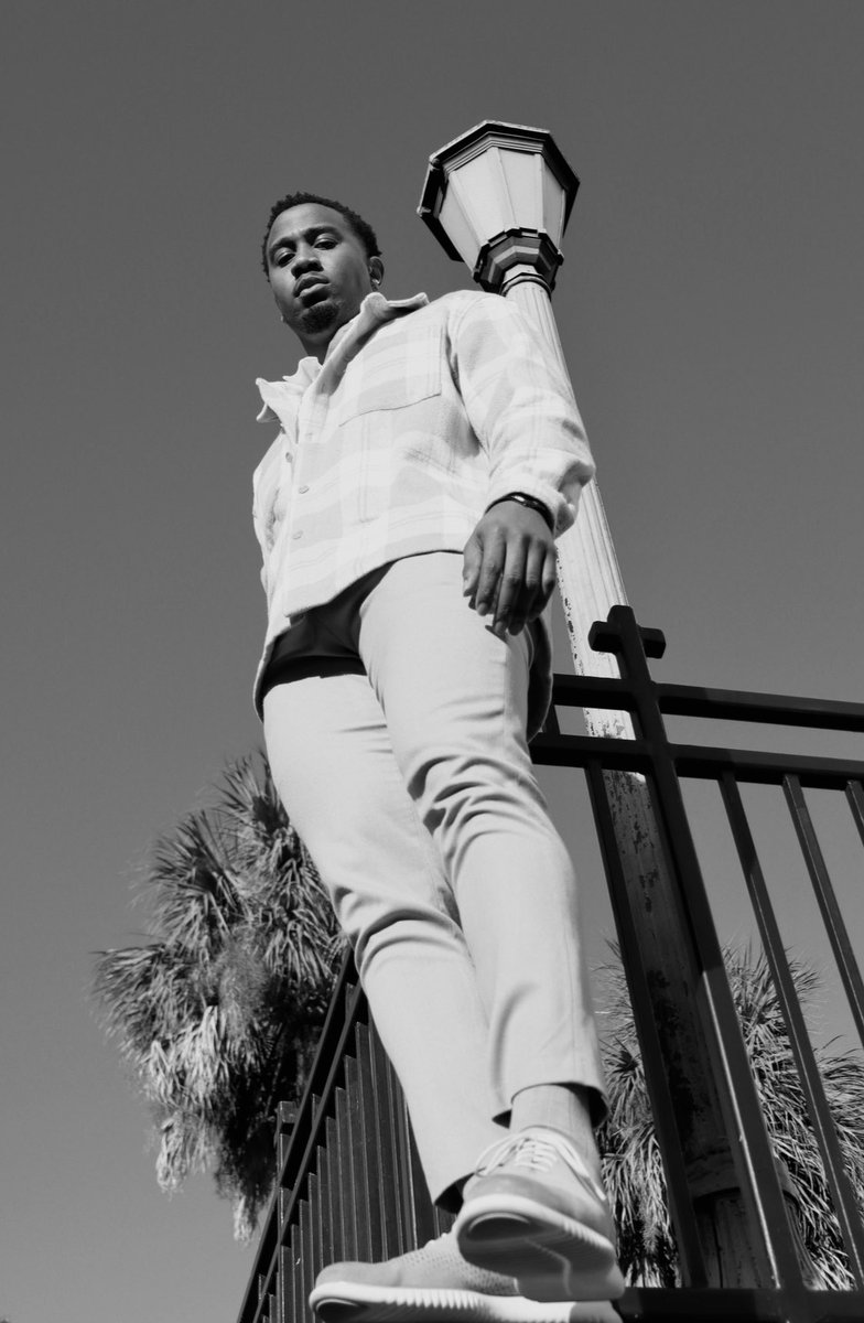FusionOptics's tweet photo. Life looks better in black &amp; white🔲 #savannahstatephotographer #phillyphotographer #savannahgaphotographer #savannahphotographer #njphotographer #southjerseyphotographer https://t.co/s43DipAZZb