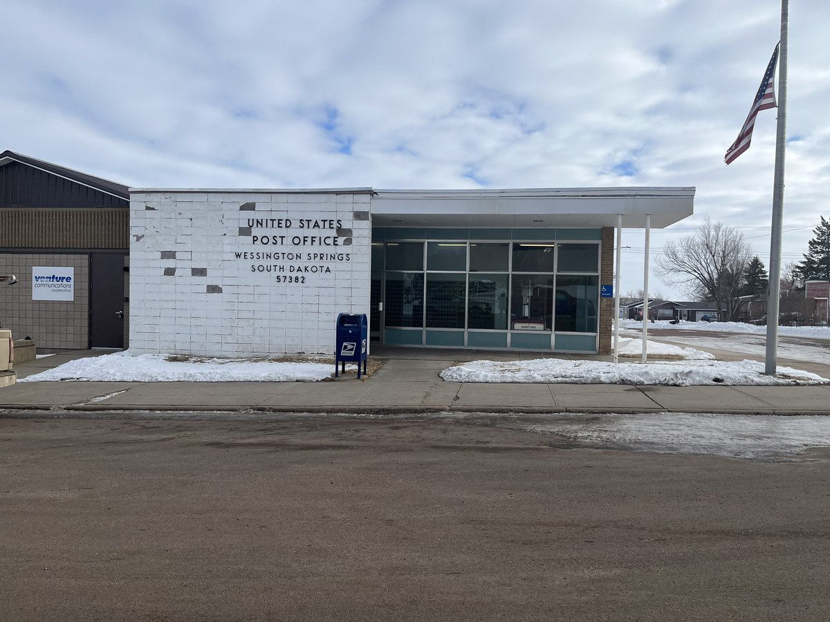 Haksgaard's tweet photo. Town #21 on our rural lawyer tour of South Dakota was Wessington Springs, population 956. This was a lovely town to visit. County seat, a cannon on display, a really cool old post office, and an awesome lunch spot. https://t.co/N2NcodpkQI