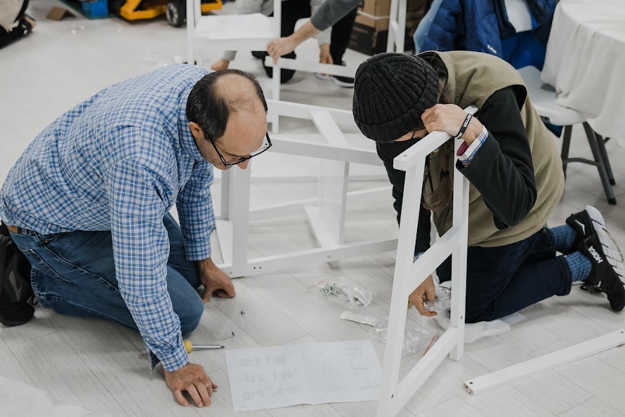 Cityteam's tweet photo. Thank you so much to for coming out to and preparing an amazing meal with live music, crafts, lots of love - and some desk assembly to boot! ❤️
#ignitinghope #restoring lives #hopecafe https://t.co/UC283FFR9s
