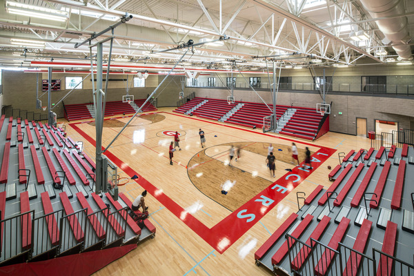 JacobsenBuilds's tweet photo. Completed in 2013, Granger High School is a three-story, 440,000 square-foot facility that received multiple awards and holds marvelous memories for us on this #TBT!   

#JacobsenBuilds #BuiltForLife #BuildingEnduringCommunities https://t.co/JjbjOY3pBQ