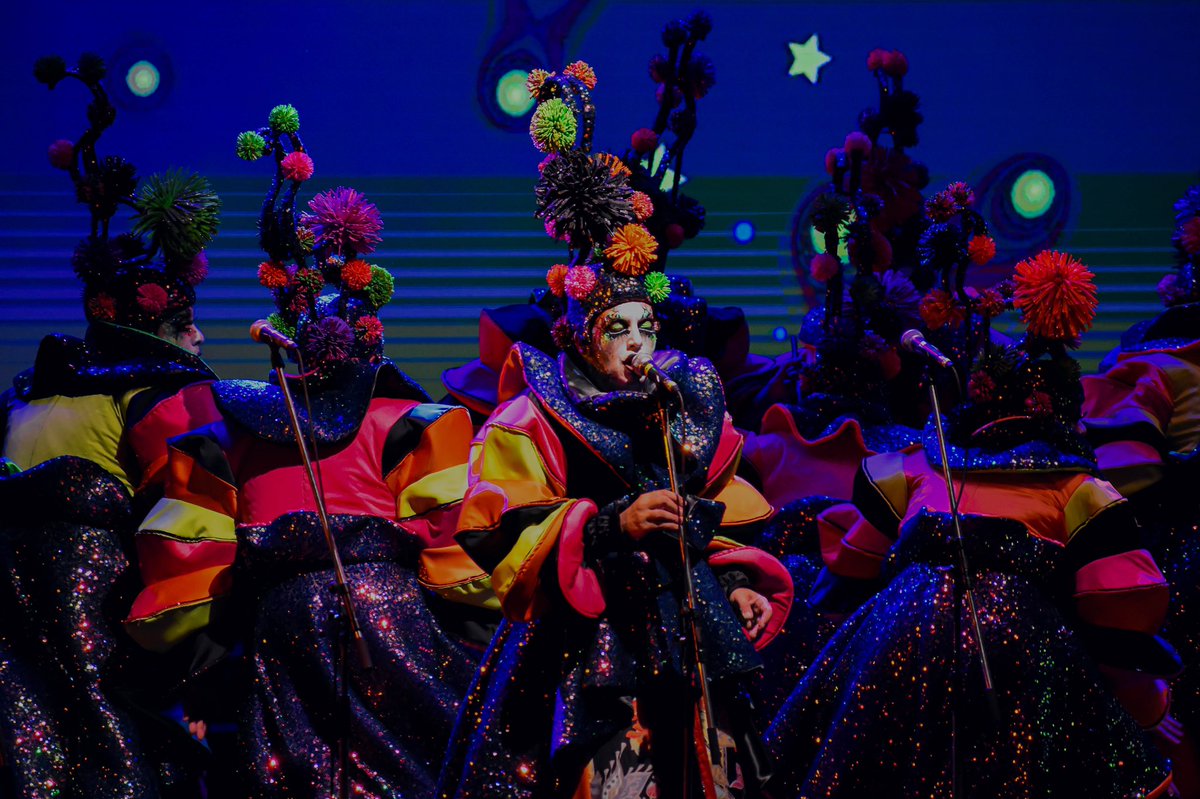 Emiliano Y El Zurdo tweet media