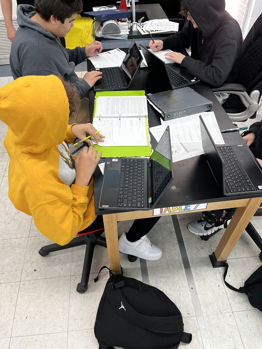 Jennifer Carpenter tweet media