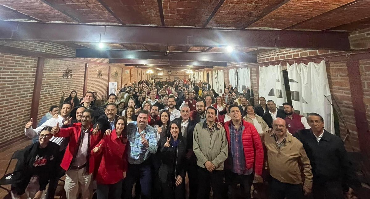 juliocovarru's tweet photo. La #RenovacionEnMarcha del @PRIJALOFICIAL sigue avanzando, nos lanzamos a los municipios de San Juan de los Lagos y Jalostotitlan para renovar las dirigencias municipales

Seguimos en la ruta de la construcción de los triunfos electorales de cara al próximo año.

#Revolucionarios https://t.co/8M4GcbrepU