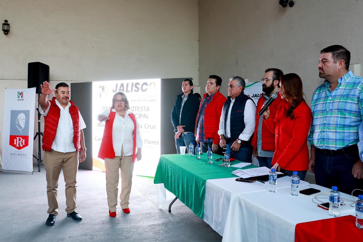 juliocovarru's tweet photo. La #RenovacionEnMarcha del @PRIJALOFICIAL sigue avanzando, nos lanzamos a los municipios de San Juan de los Lagos y Jalostotitlan para renovar las dirigencias municipales

Seguimos en la ruta de la construcción de los triunfos electorales de cara al próximo año.

#Revolucionarios https://t.co/8M4GcbrepU