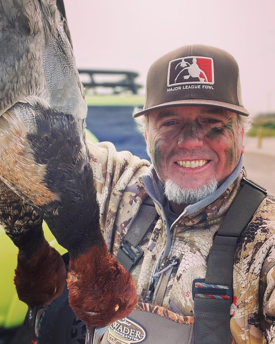 JonnyGross50's tweet photo. Breaking in Green Yota with a hell of a duck hunt!!! #duckhunting #portaransastx https://t.co/lrGNGrzrsW