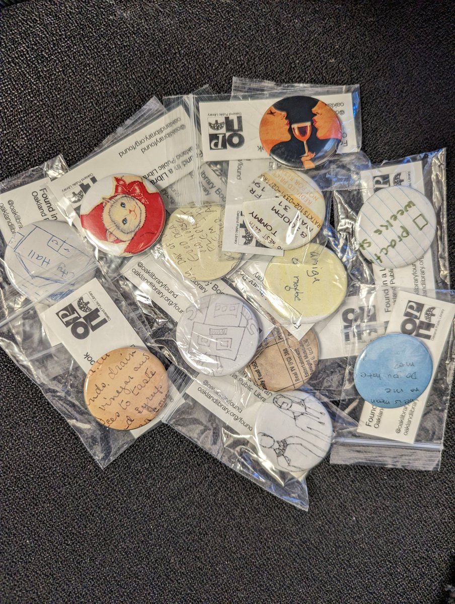 Sharon (@sharon) on Twitter photo Find me at #LibLearnX23 #liblearn if you want one. Find me at #LibLearnX23 #liblearn if you want one.