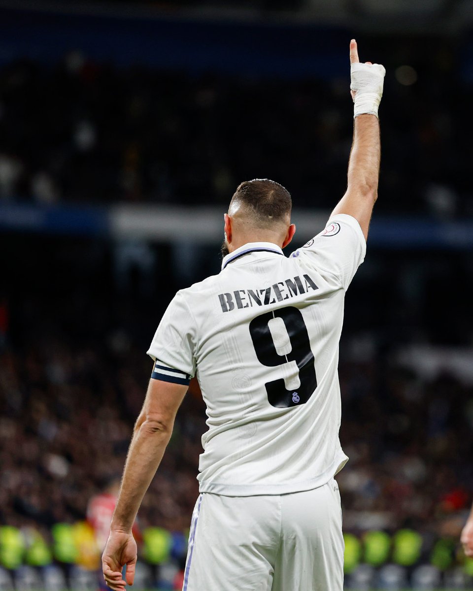 realmadrid's tweet photo. 👑
9️⃣ https://t.co/xcFRunZp3x