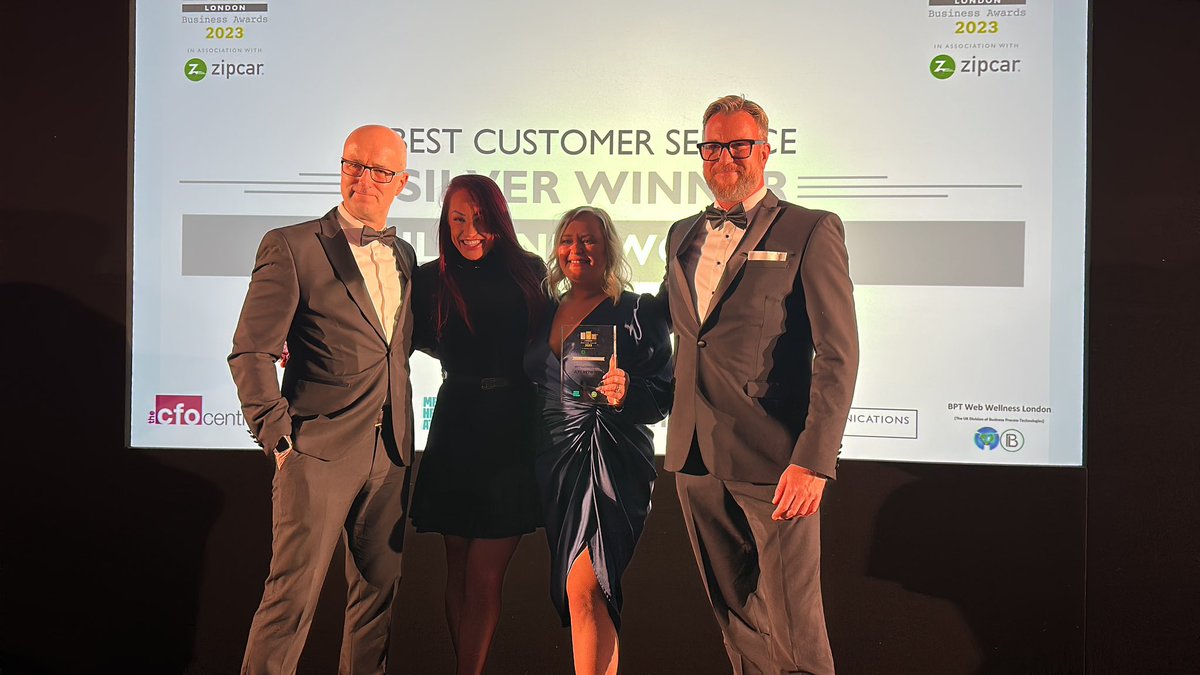 Jlex Networks, you have won Silver in the Best Customer Service Award! Huge congratulations! 👏 Thank you Matthew Allen from @thecfocentreuk for presenting!