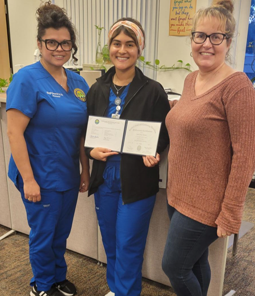 vta_adult_ed's tweet photo. A huge VACE shout out to Yareli Moreno who graduated from VACE’s Back Office Medical Assistant Program!
#vace805 #vaceCTE #VUSDstrong #JobTraining #CareerTechEd
#medicalassistant
#medicalassistants
#medicalassistantstudent
#medicalassistantschool
#medicalassistantsrock https://t.co/5gCenOYmcP