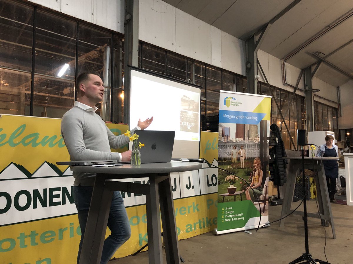 Jos van Kester tweet media