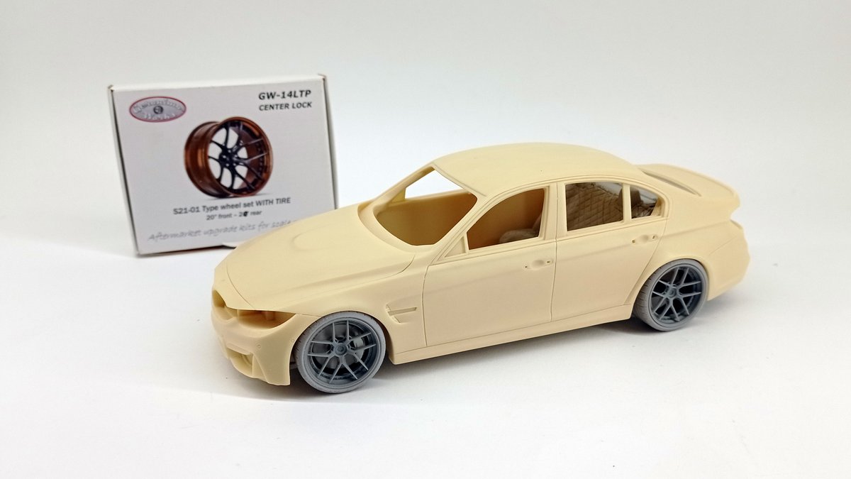 I received a beautiful set of Vossen wheels for my BMW M3 project from my friend Gergő over Geronimoworks #vossen #vossenwheels #scalemodeling #balazsmodelworks #stance