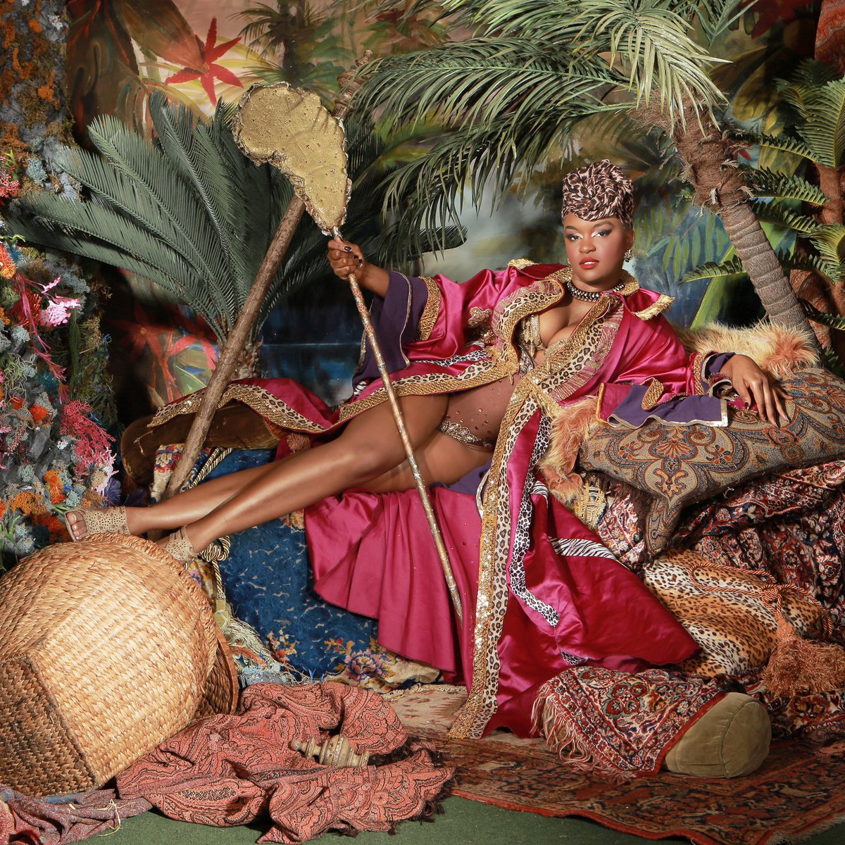 #MONTREAL !! 

On Friday February 3rd! I’m bringing this act to <a href="/WiggleRoomMtl/">Wiggle Room</a> to kick off the Black History Month celebrations! Don’t miss out! Tickets Available: wiggleroom.ca/e/the-wiggle-r…

Photography by: <a href="/neilnezkendall/">Neil Kendall</a> 

#BlackHistoryMonth