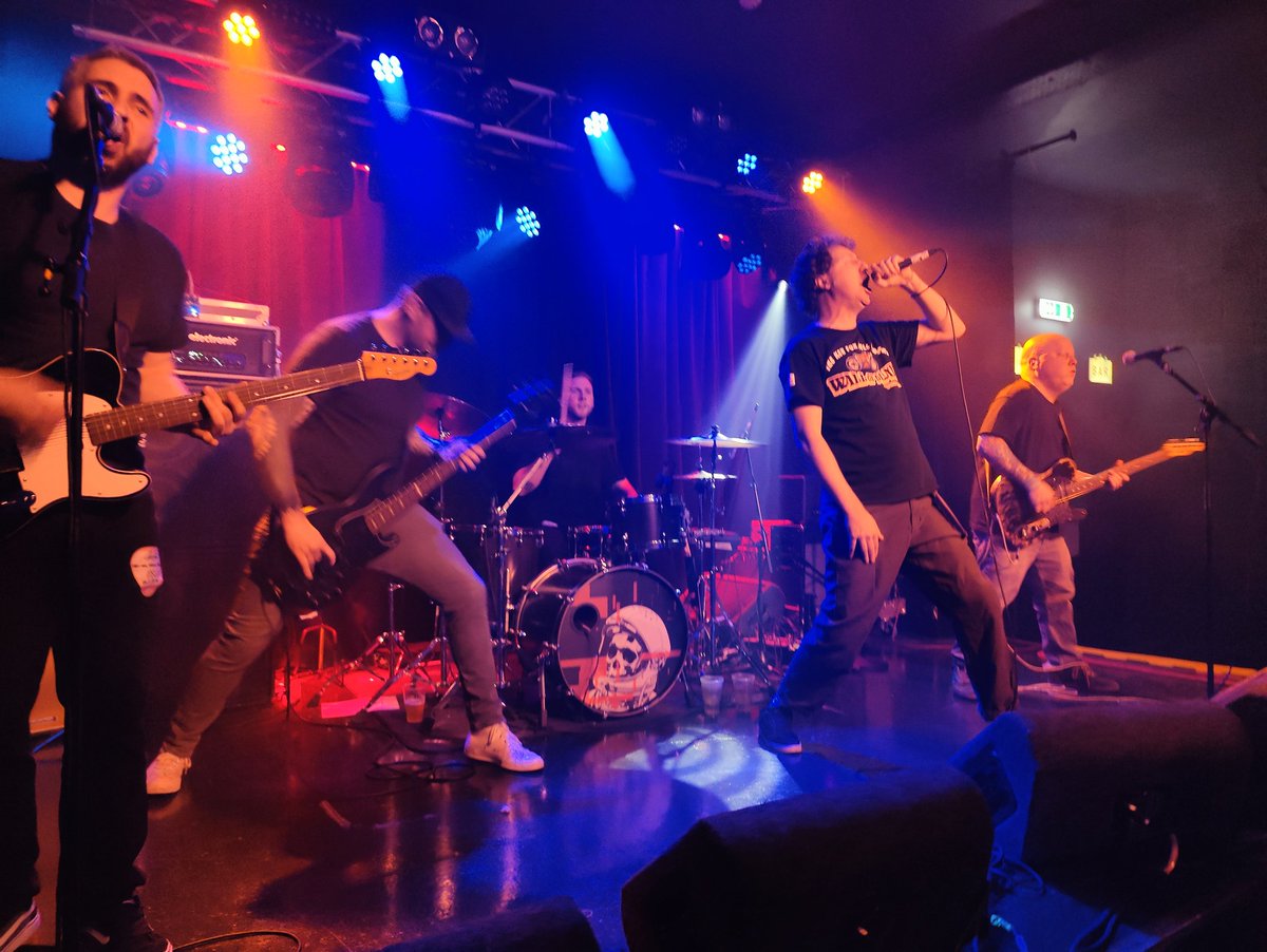 Had to miss a fancy UCL shindig tonight for dudes and dudettes wot won awards - <a href="/TFFTSband/">They Fell From The Sky</a> Rock show won out in my affections, I'm afraid and blew my little bonce! Awesome stuff!