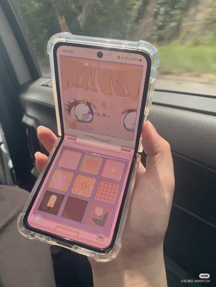 Rekomendasi HP Lipat Kekinian!

-A Thread-