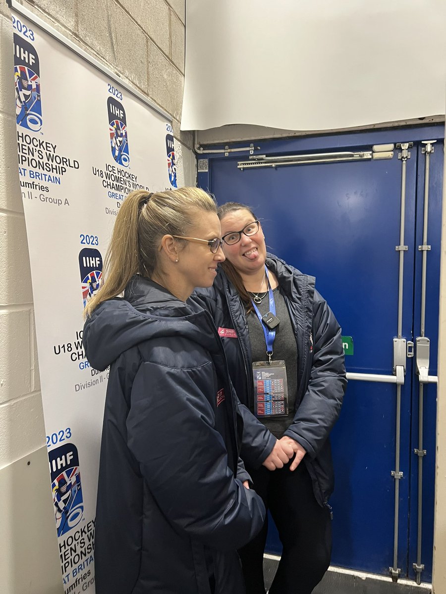 These two🇬🇧🤩 <a href="/Nicbic21/">Nicola Bicknell</a> <a href="/JennyHehir/">Jenny Hehir</a>