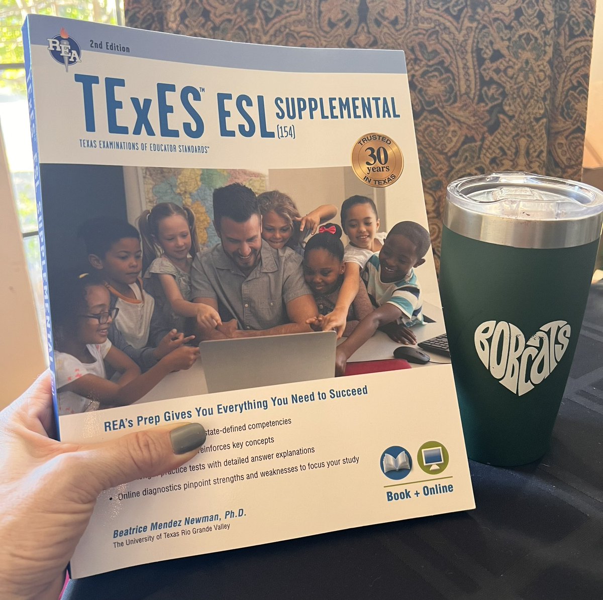 Starting a little light reading…
#knowledgeispower🧠                    
#continuingeducation📖
#brentfieldbobcats💛🐾💚
#winterwellness❄️
<a href="/JasonMyatt3/">Jason Myatt</a> <a href="/SaDye21/">Sarah Dye</a> <a href="/LDHirsh/">Leslie H Ceballos</a>