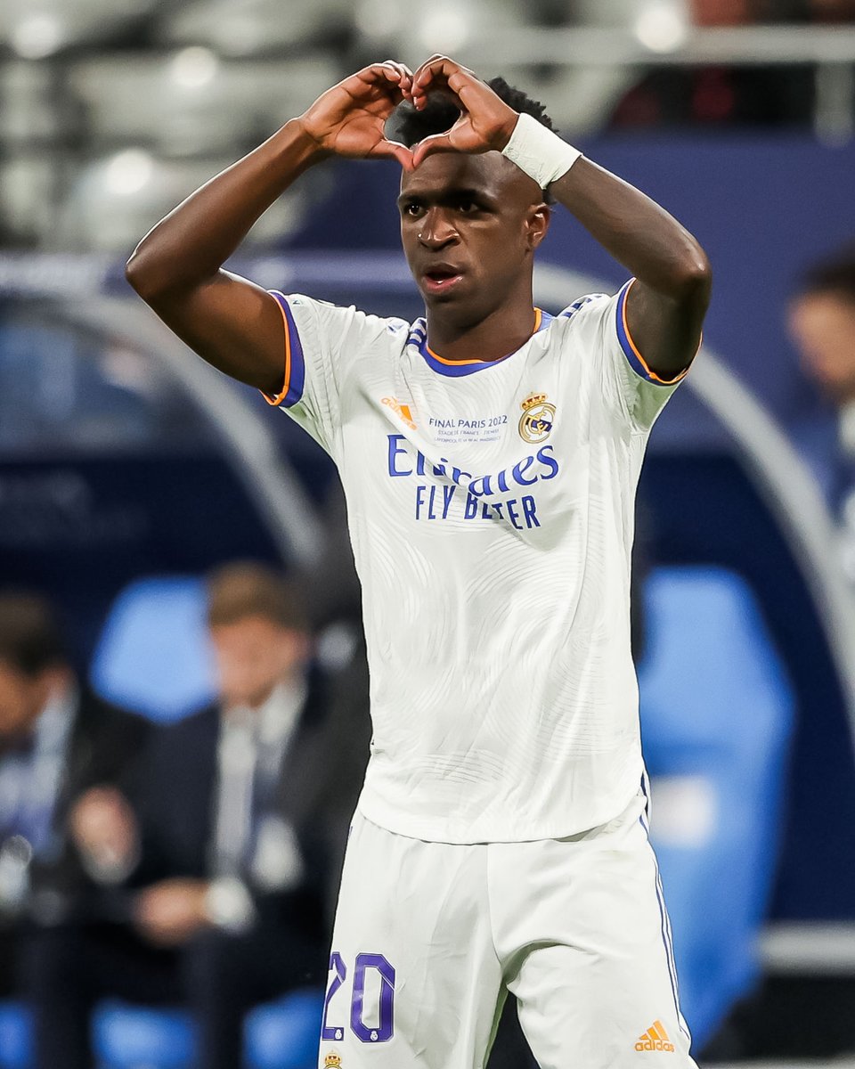 mundodabola's tweet photo. VINÍCIUS JR CALANDO A BOCA DOS RACISTAS!!!

O MALVADEZA É MONSTRO!!!! https://t.co/Y3zO7imogS