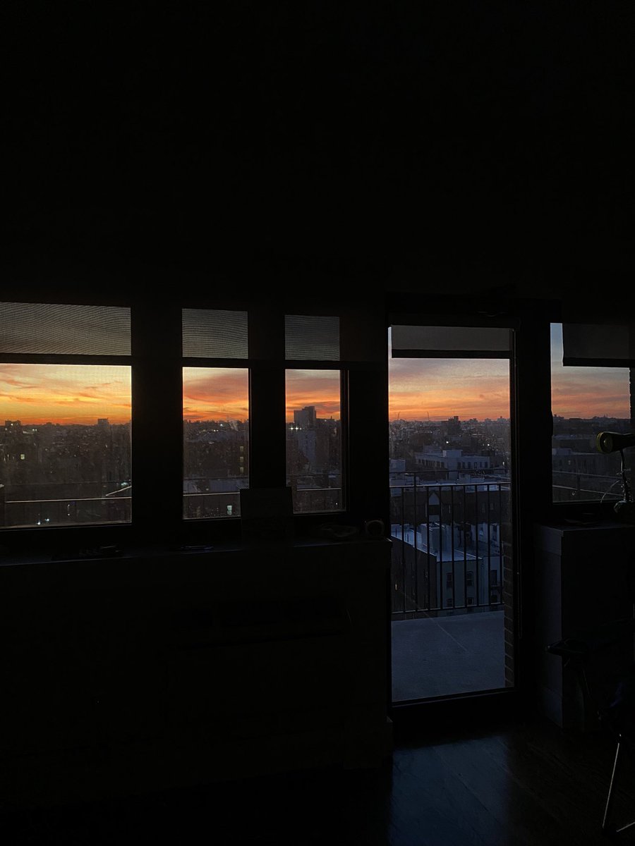 evah65's tweet photo. Views from the new crib kinda go crazy https://t.co/jv2R7BKnML