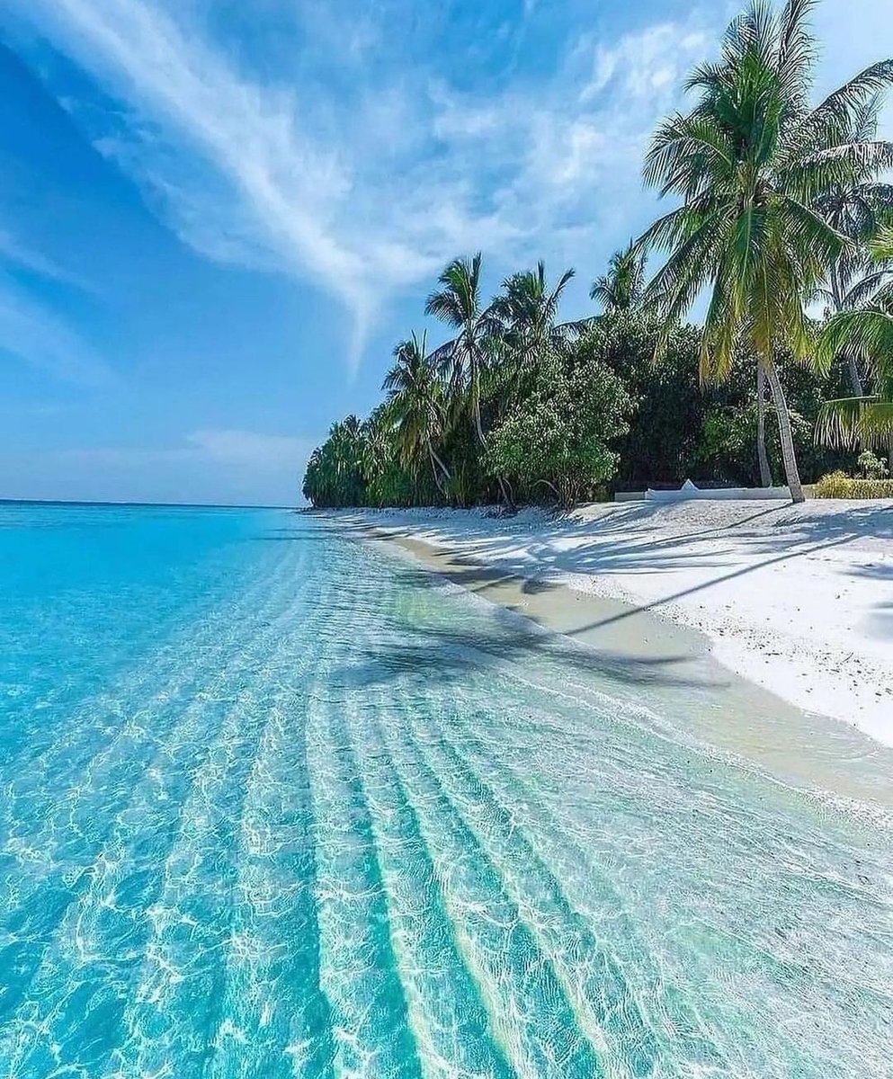 Traveluniverse's tweet image. Most stunning beach in Maldives 🇲🇻