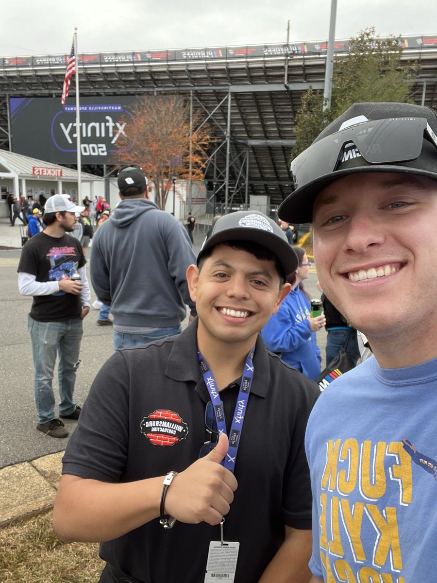 b_schmidt25's tweet photo. @RyanVargas_23 Got the chance to meet you in martinsville at the tweetup and can truly say nascar needs more drivers like you. Open to the fans great to converse with and a truly nice guy. Keep on truckin and F the haters 👊🏻 https://t.co/AQ6x3DMpNx