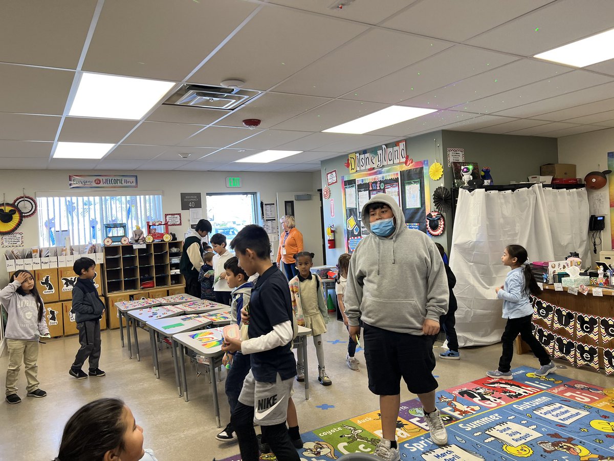 vbrattolitk's tweet photo. This week has been so fun in room 203!
We explored changes in matter by making slime, successfully ran our business for Ivy community, and explored our room for hidden letters. #ivyacademiatk #ivyacademiak #iaecspumas https://t.co/QJ2WyOqAyn