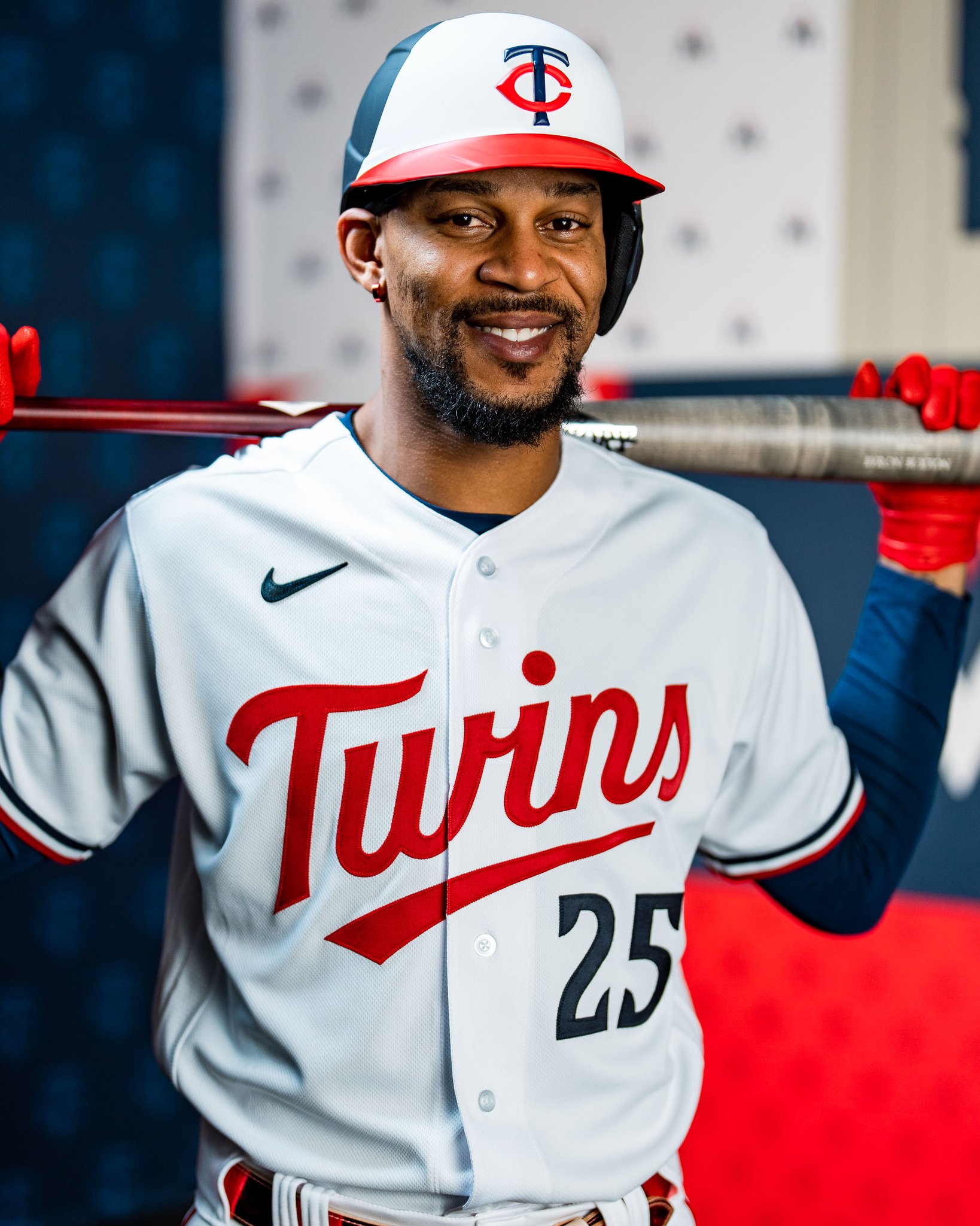 Minnesota Twins on Twitter: "Introducing our new tri-colored helmets ...